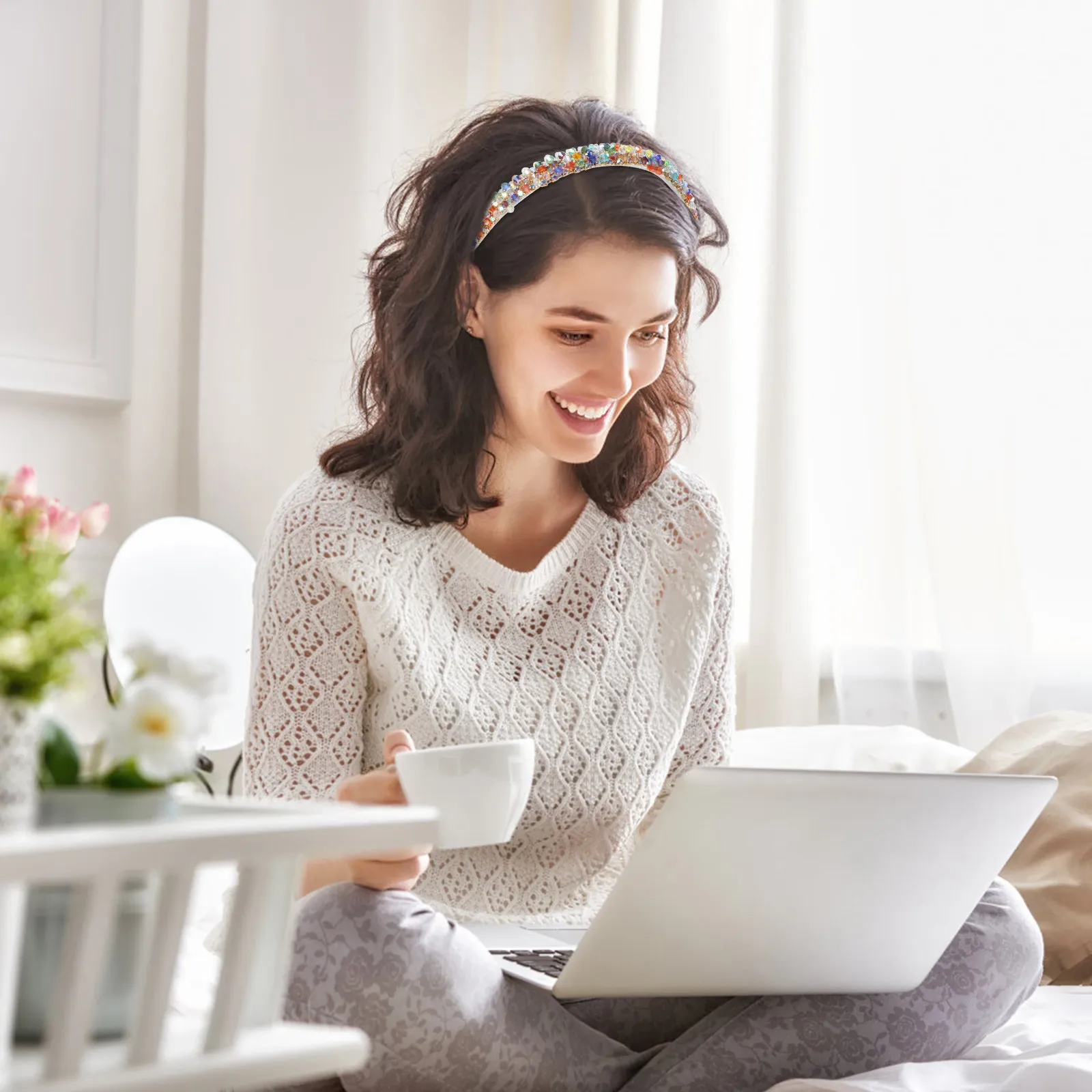 Блестящая повязка на голову со стразами, удобная тканевая повязка, модная повязка для волос, женские повязки на голову для свадьбы, вечеринки, церемонии, повседневной носки
Блестящая повязка на голову со стразами, удобная тканевая повязка, модная повязка для волос, женские повязки на голову для свадьбы, вечеринки, церемонии, повседневной носки