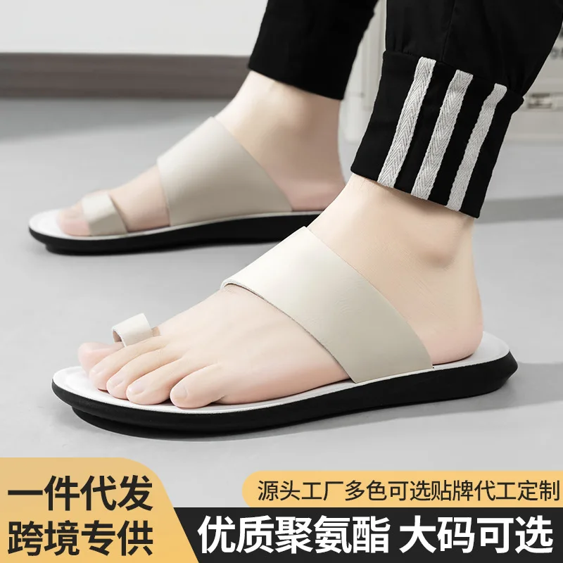 Large size men's simple set of toe sandals soft sole non-slip beach
Large size men's simple set of toe sandals soft sole non-slip beach