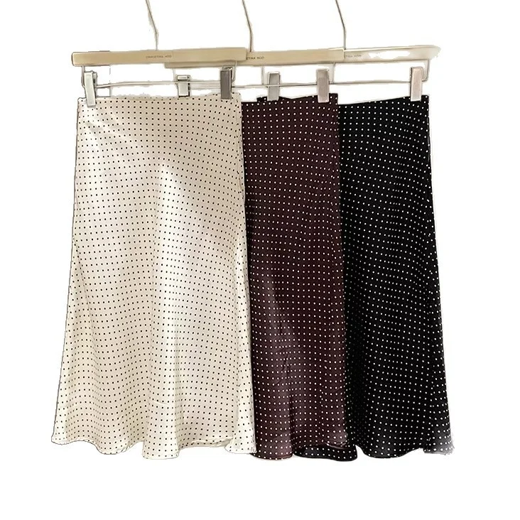 Elegant Polka Dot Slimming Midi Skirt for Women Commute Suitable Vintage Retro Style Half-length Skirt H-shaped A-line
Elegant Polka Dot Slimming Midi Skirt for Women Commute Suitable Vintage Retro Style Half-length Skirt H-shaped A-line