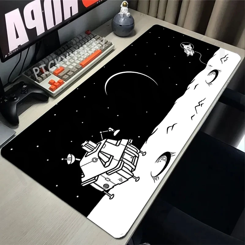 Black And White Mousepad Office Large Mouse Pads 40x90cm XXL Gamer Mousepads Keycap Art Desk Mat DIY Space Rubber Desk Pad
Black And White Mousepad Office Large Mouse Pads 40x90cm XXL Gamer Mousepads Keycap Art Desk Mat DIY Space Rubber Desk Pad