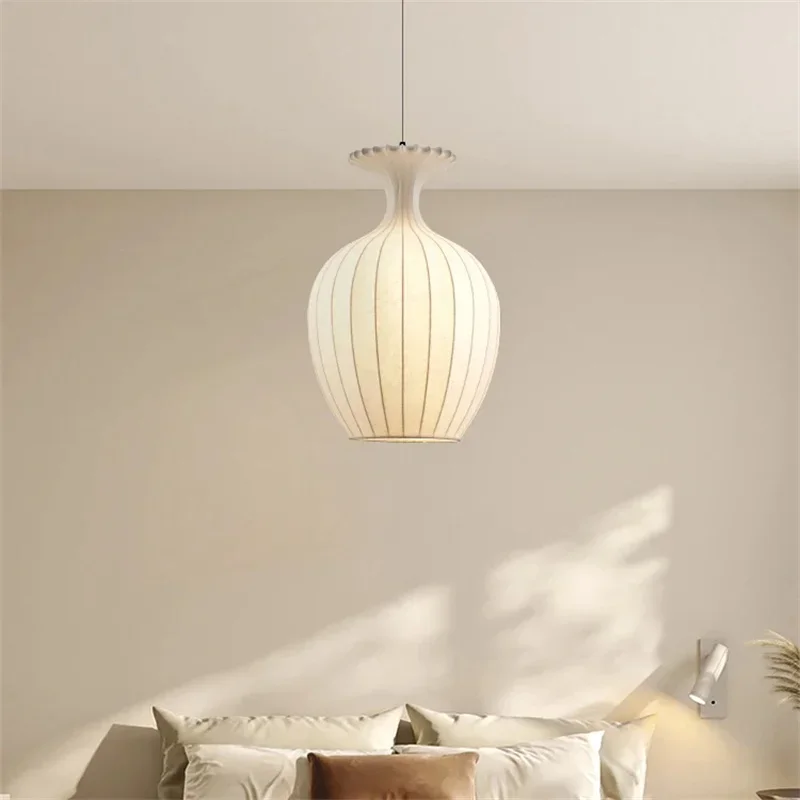 Nordic Creative Wine Glass Silk Pendant Lights Modern Cream Style Chandelier for Bedroom Dining Table Living Room Decor Lighting
Nordic Creative Wine Glass Silk Pendant Lights Modern Cream Style Chandelier for Bedroom Dining Table Living Room Decor Lighting