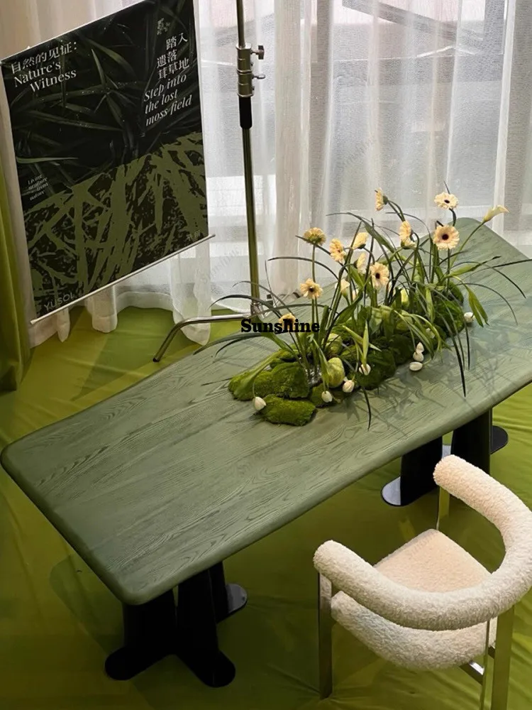 Medieval style solid wood special-shaped dining table household small apartment table green office desk
Medieval style solid wood special-shaped dining table household small apartment table green office desk