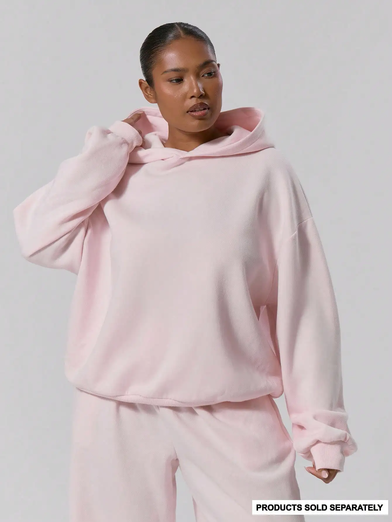 Plus Size Oversized Fleece Hooded Sweatshirt for Women - Soft Pink, Casual Winter Wear
Plus Size Oversized Fleece Hooded Sweatshirt for Women - Soft Pink, Casual Winter Wear