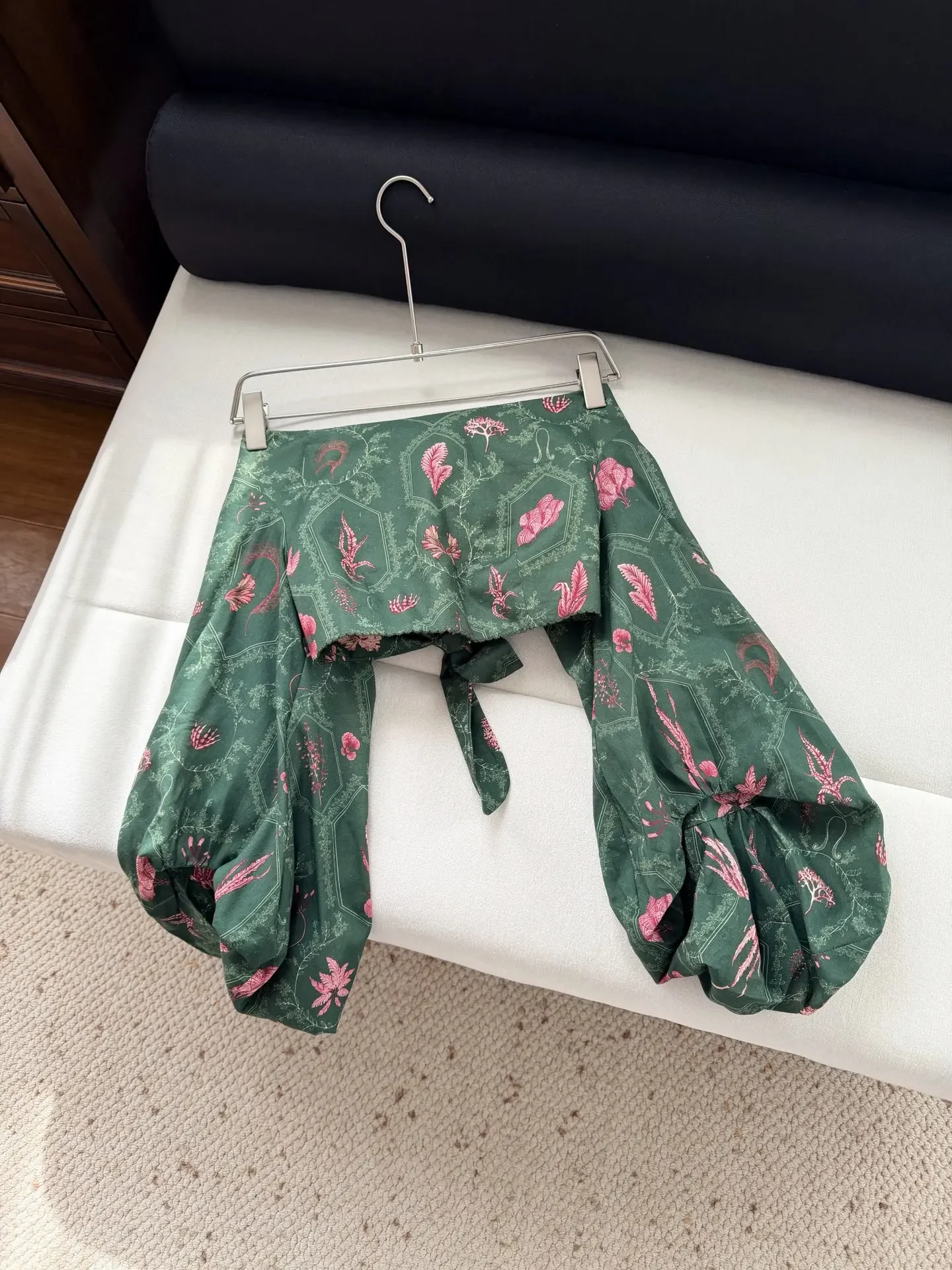 Wealth and prosperity French style linen cashew tropical retro dark green printing set
Wealth and prosperity French style linen cashew tropical retro dark green printing set