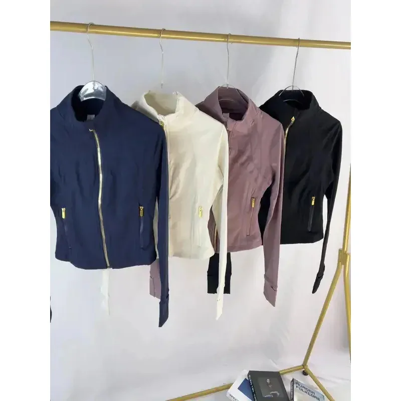 Quick Dry Yoga Jacket Women's High Elastici Sport Top Long Sleeve Stand Collar Fitness Outerwear UARUN Brand Spring Autumn
Quick Dry Yoga Jacket Women's High Elastici Sport Top Long Sleeve Stand Collar Fitness Outerwear UARUN Brand Spring Autumn