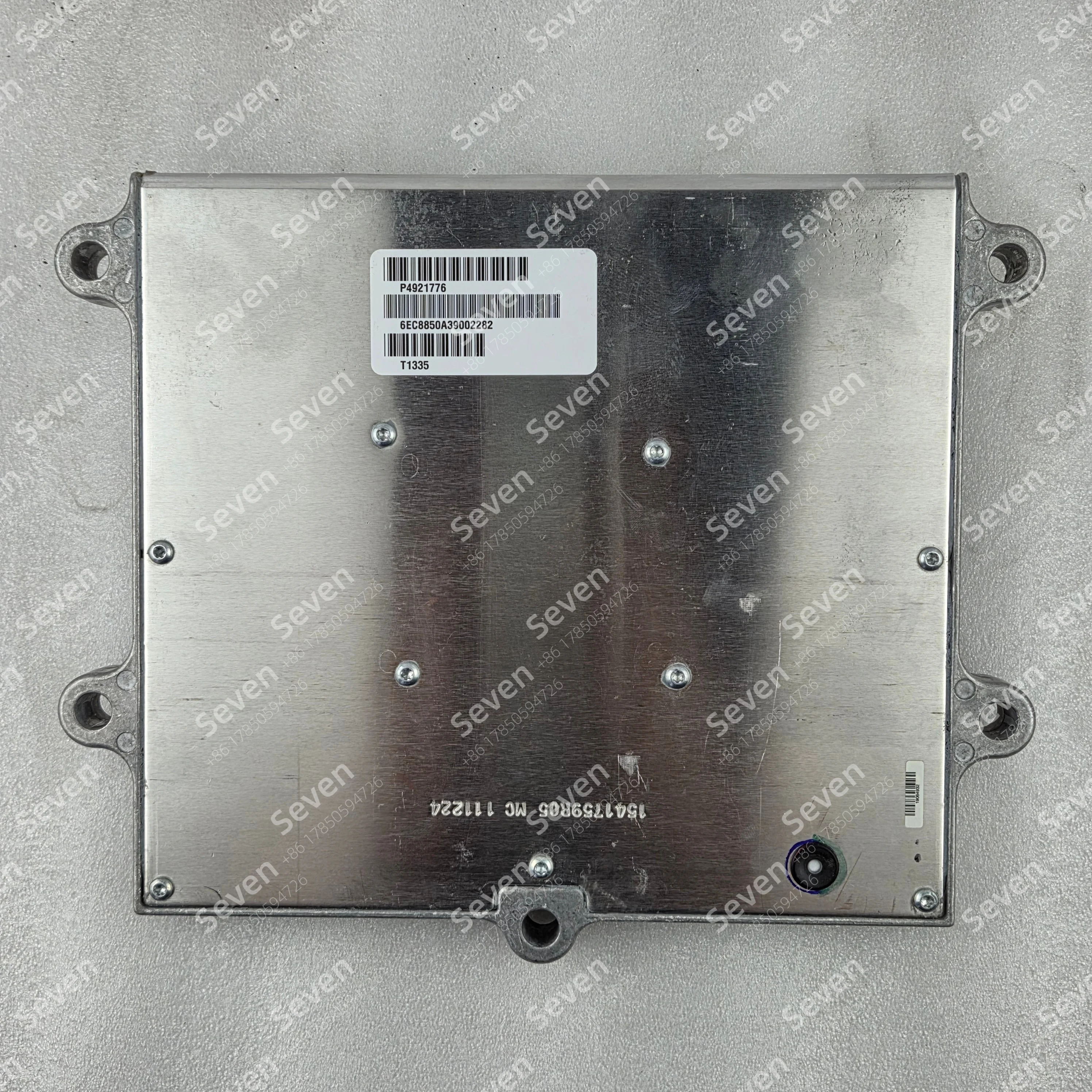 ECU 4921776 is compatible with the ECM (Electronic Control Module) of the QSB7 and QSL9 engines of rotary drilling rigs.
ECU 4921776 is compatible with the ECM (Electronic Control Module) of the QSB7 and QSL9 engines of rotary drilling rigs.
