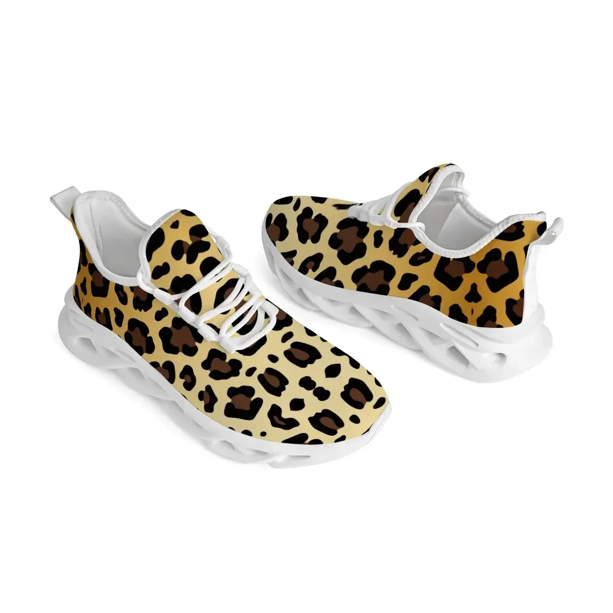 Легкая модная повседневная спортивная обувь с низким берцем и круглым носком с рождественским леопардовым принтом, вязка большого размера с цветными блоками 
Легкая модная повседневная спортивная обувь с низким берцем и круглым носком с рождественским леопардовым принтом, вязка большого размера с цветными блоками