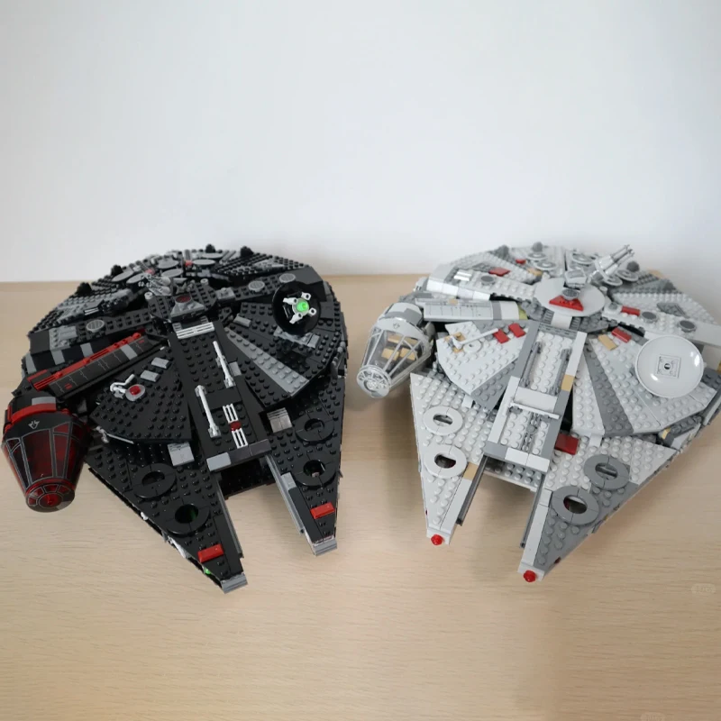 Falcon Compatible Millennium The Dark Spaceship Bricks Building Block Toys for Boys Gift for Kids Model for Adults
Falcon Compatible Millennium The Dark Spaceship Bricks Building Block Toys for Boys Gift for Kids Model for Adults