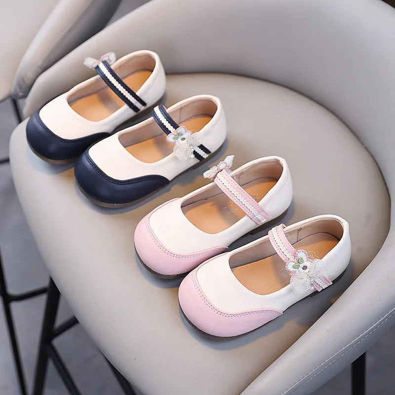 2026 Fashion Girls Princess Shoes Elegant Bowknot Kids Leather Shoes Spring Autumn Ballet Versatile Children Causal Flat Shoes
2026 Fashion Girls Princess Shoes Elegant Bowknot Kids Leather Shoes Spring Autumn Ballet Versatile Children Causal Flat Shoes