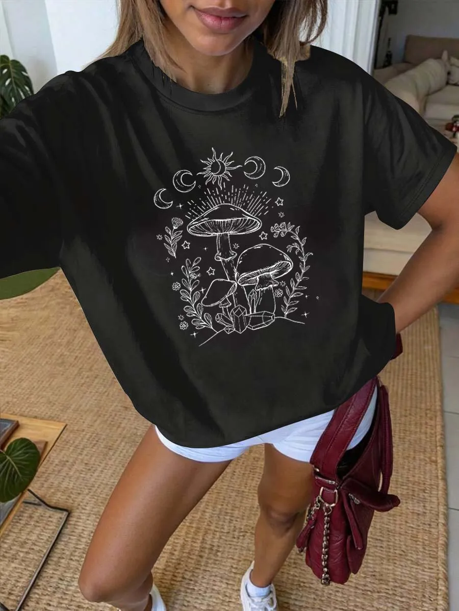 Plus - Size Casual Nature - themed Tee, Short - Sleeve with Unique Print
Plus - Size Casual Nature - themed Tee, Short - Sleeve with Unique Print