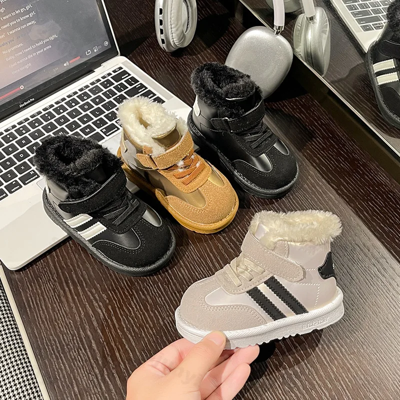 Winter Children's Ankle Boots 2025 Girls Boys Cotton Snow Boots Kids Fashion Plush Warm Cotton Shoes Anti-kick Baby Snow Boot
Winter Children's Ankle Boots 2025 Girls Boys Cotton Snow Boots Kids Fashion Plush Warm Cotton Shoes Anti-kick Baby Snow Boot