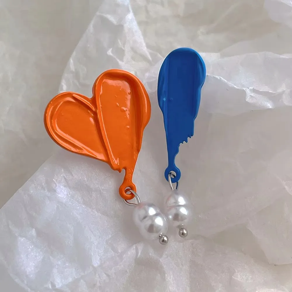 French Vintage Oil Painting Style Asymmetrical Pearl Earrings Light Luxury Temperament Female Jewelry Gifts
French Vintage Oil Painting Style Asymmetrical Pearl Earrings Light Luxury Temperament Female Jewelry Gifts