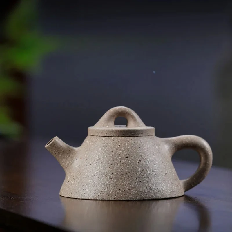 170ml Yixing Purple Clay Teapots Artists Handmade Stone Scoop Pot Raw Ore White Jade Segment Mud Tea Maker Kettle Zisha Tea Set
170ml Yixing Purple Clay Teapots Artists Handmade Stone Scoop Pot Raw Ore White Jade Segment Mud Tea Maker Kettle Zisha Tea Set