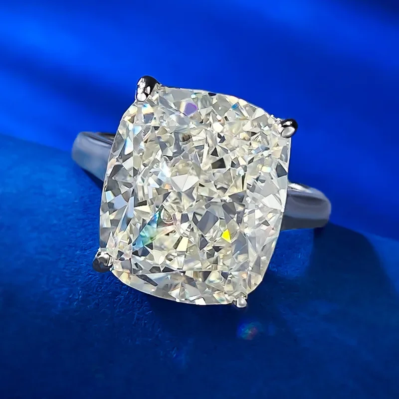 Original Ice Cut 6ct 12*14mm White G High Carbon Diamond Rings for Women 925 Sterling Silver Engagement Ring Party Fine Jewelry
Original Ice Cut 6ct 12*14mm White G High Carbon Diamond Rings for Women 925 Sterling Silver Engagement Ring Party Fine Jewelry