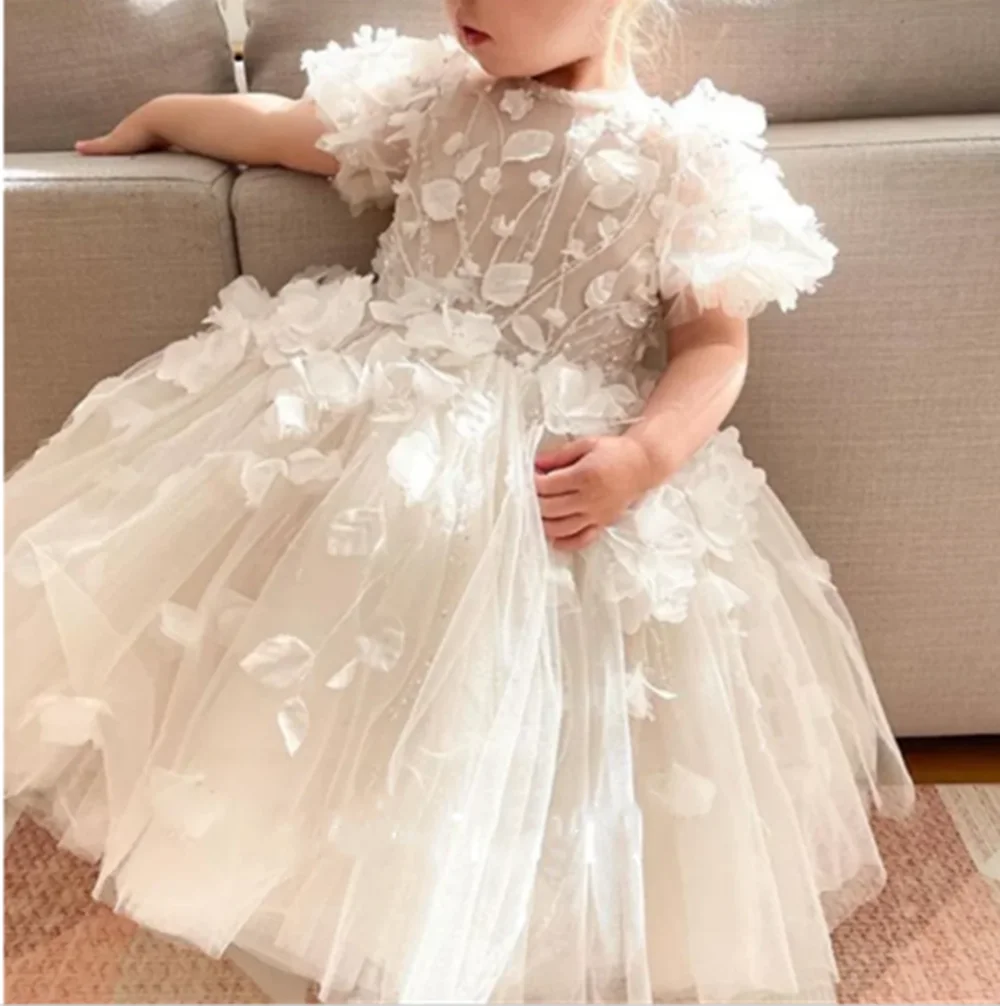 Flower Girl Dresses Tulle Puffy Lace Appliques Short Sleeve For Wedding Birthday Party First Communion Gowns
Flower Girl Dresses Tulle Puffy Lace Appliques Short Sleeve For Wedding Birthday Party First Communion Gowns