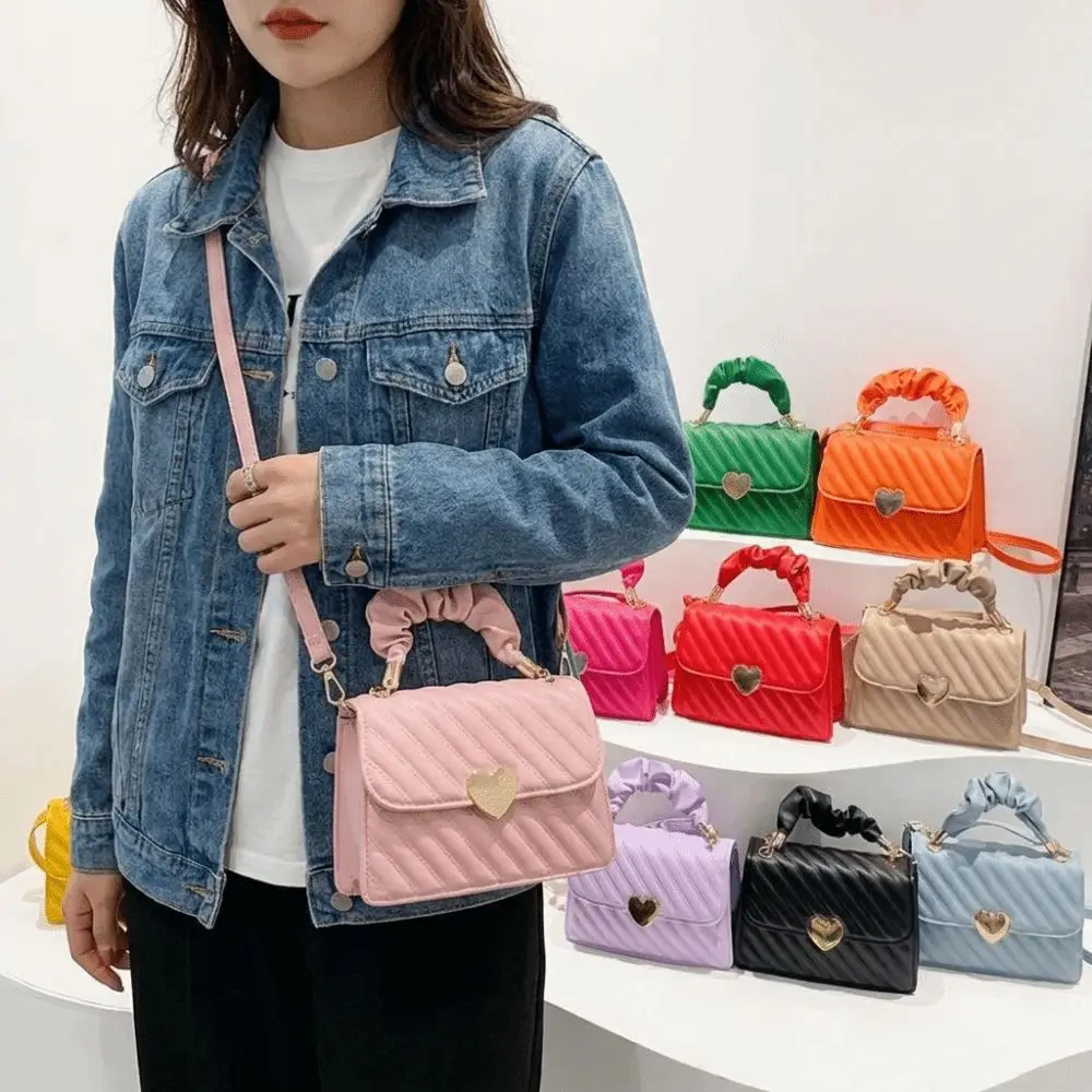 Simple Design Small Square Bag Leather Hand Carrying Heart Lock Bag Stylish Exquisite Texture Mini PU Shoulde Handbag Daily Use
Simple Design Small Square Bag Leather Hand Carrying Heart Lock Bag Stylish Exquisite Texture Mini PU Shoulde Handbag Daily Use