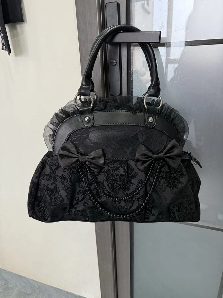Original Gothic Diablo Sweet Cool Bow Beaded Lace Shoulder Bag Millennial Spice Girls Lolita Handbag for Women
Original Gothic Diablo Sweet Cool Bow Beaded Lace Shoulder Bag Millennial Spice Girls Lolita Handbag for Women