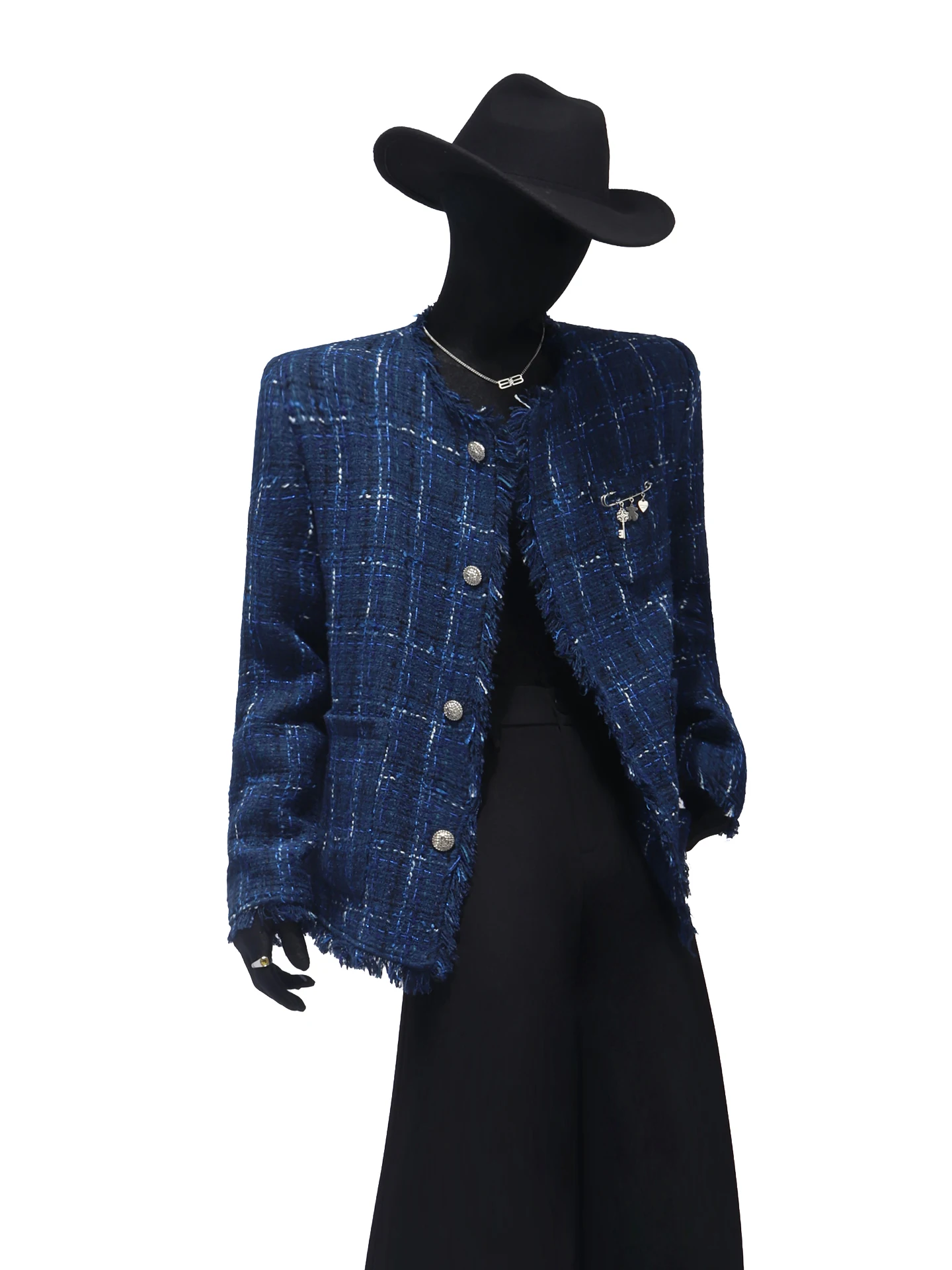 Korean Style Metal Design Knitted Short Jacket Shoulder Pad Blue Jeans Black Clothes Youth Fashion Autumn Polyester
Korean Style Metal Design Knitted Short Jacket Shoulder Pad Blue Jeans Black Clothes Youth Fashion Autumn Polyester