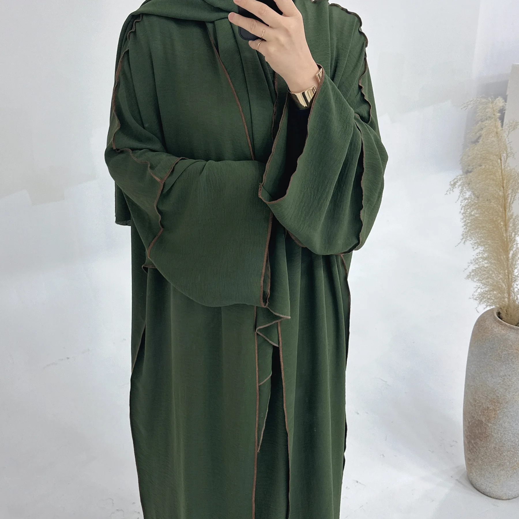 Modest Abayas Women Muslim 3pcs Set Eid Ramadan Dubai Turkey Kaftan Islamic Jalabiya Outfits Arabic Robe Kimono Cardigan Dress
Modest Abayas Women Muslim 3pcs Set Eid Ramadan Dubai Turkey Kaftan Islamic Jalabiya Outfits Arabic Robe Kimono Cardigan Dress
