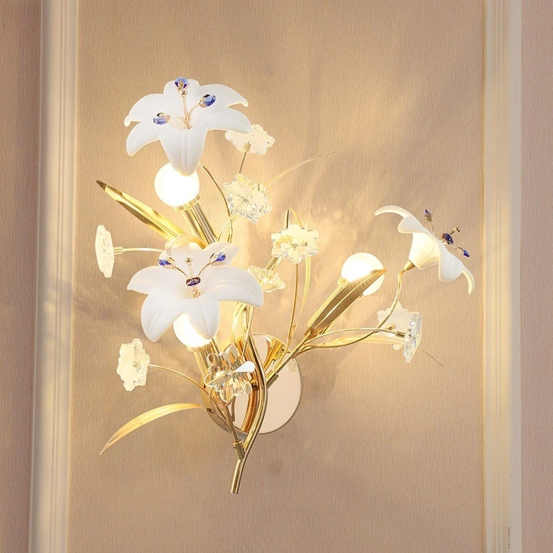 European style background wall living room dining room bedroom bedside crystal ceramic flower lily wall lamp
European style background wall living room dining room bedroom bedside crystal ceramic flower lily wall lamp