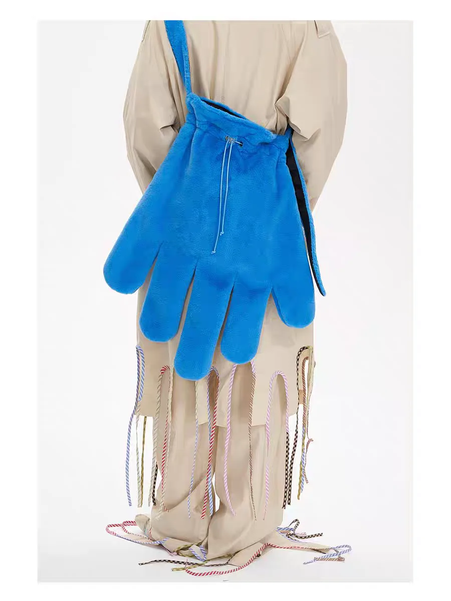 Women Hand Fluffy Crossbody Bag 14 Inch Fashion Sling Backpack Big Capacity Gloves Messenger Bags Korean Blue Plush Shoulder Bag
Women Hand Fluffy Crossbody Bag 14 Inch Fashion Sling Backpack Big Capacity Gloves Messenger Bags Korean Blue Plush Shoulder Bag
