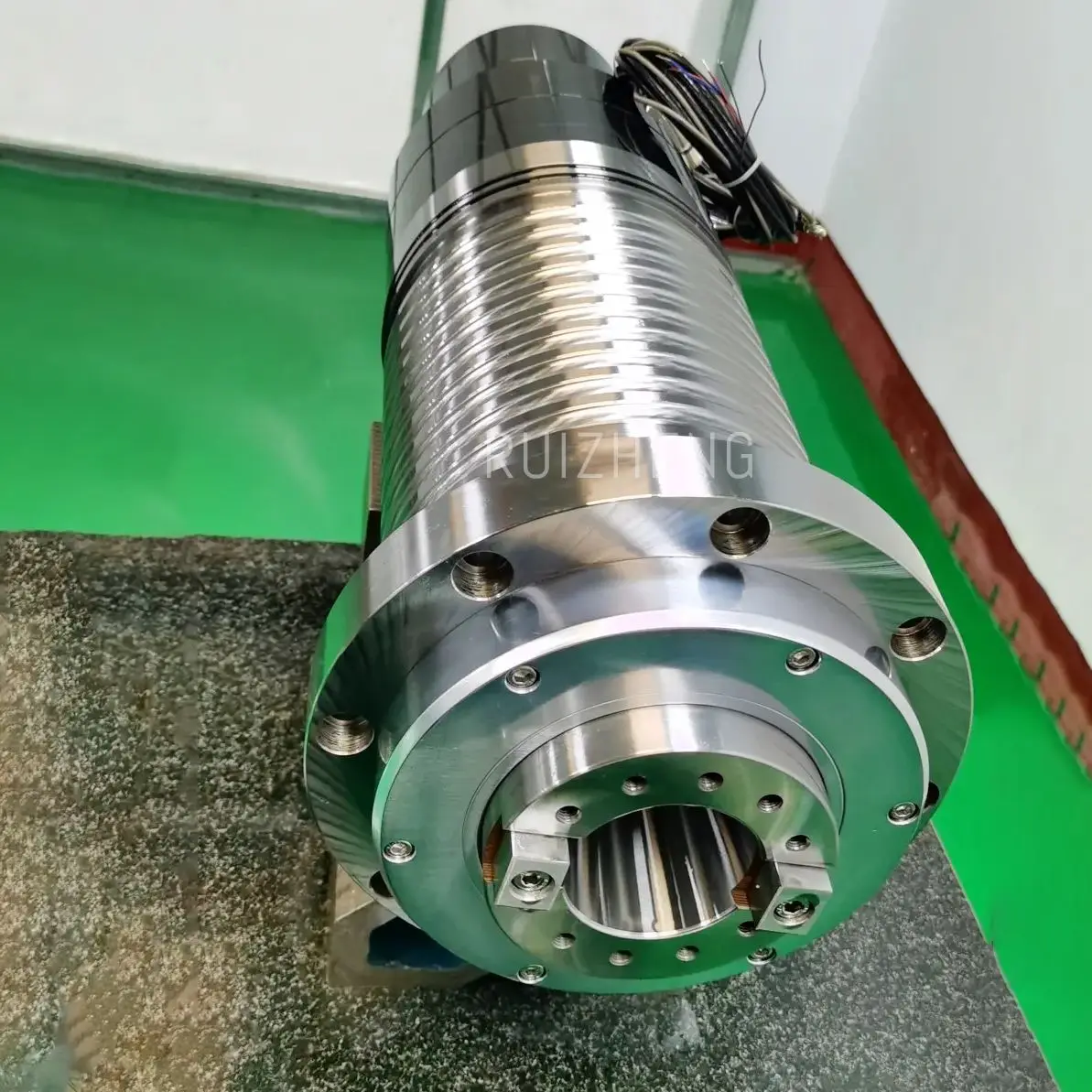 3000rpm 20000rpm BT50 High Speed CNC Spindle With Bearing & Motor For Woodworking Machinery 380V/220V 1 Year Warranty
3000rpm 20000rpm BT50 High Speed CNC Spindle With Bearing & Motor For Woodworking Machinery 380V/220V 1 Year Warranty