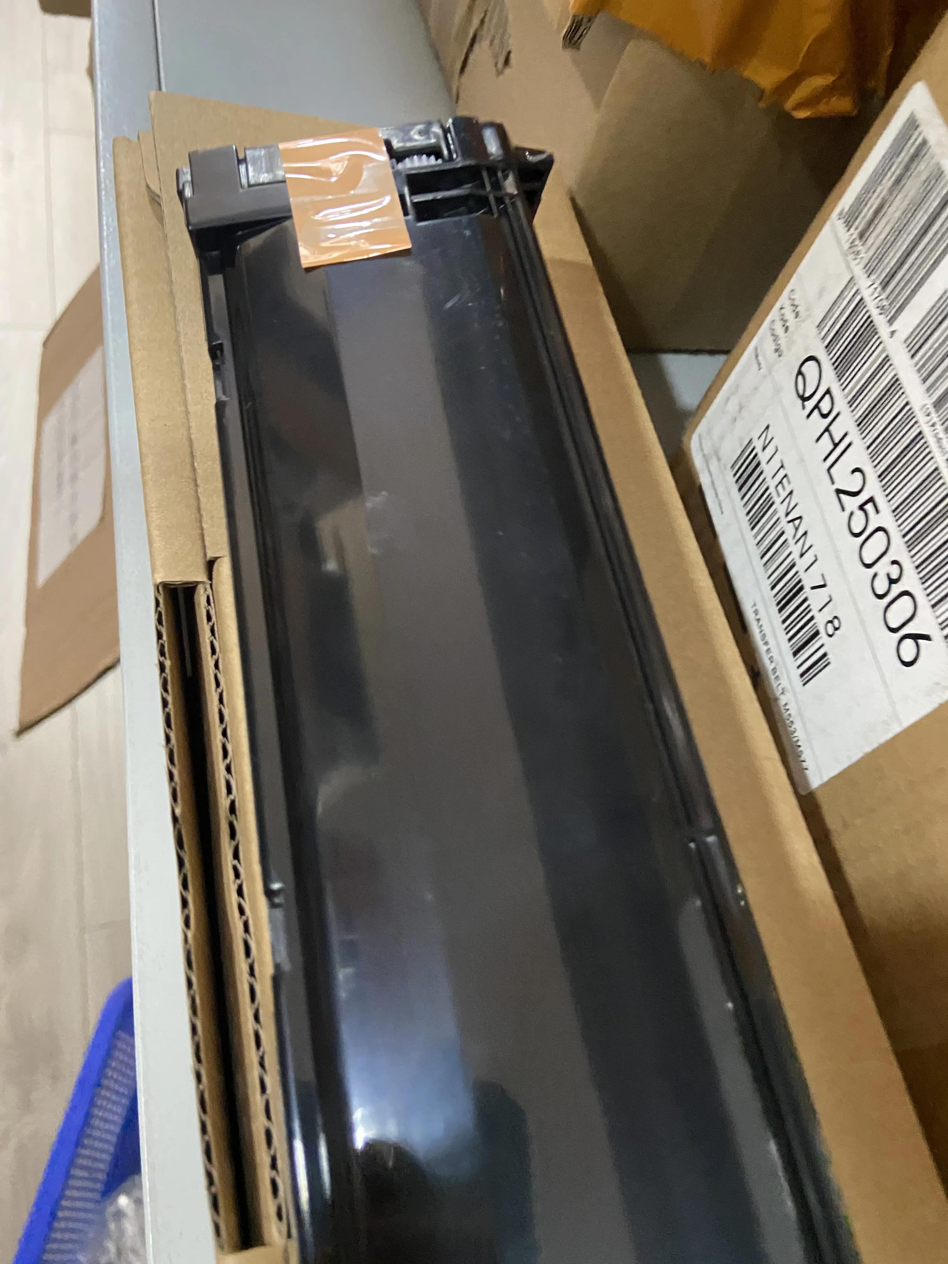 CC468-67927 Transfer Belt Cleaning Blade kit for HP Color CM3530 CP3520 CP3525 500 M551 M570 M575 CM4540 CP4025 CP4525 M651 M680
CC468-67927 Transfer Belt Cleaning Blade kit for HP Color CM3530 CP3520 CP3525 500 M551 M570 M575 CM4540 CP4025 CP4525 M651 M680