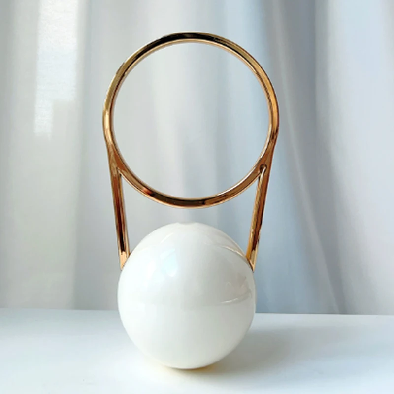 New Round Ball Women's Handbag Brand Designer Bowling Bag pvc Mini Shoulder Bags Female Luxury Fashion Purse Bag
New Round Ball Women's Handbag Brand Designer Bowling Bag pvc Mini Shoulder Bags Female Luxury Fashion Purse Bag