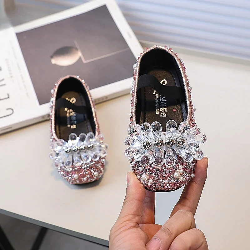 Luxury Girl Shoes Rhinestone Sweet Children Princess Leather Shoes 2025 New Performance Versatile Kids Causal Flat Ballet Shoes
Luxury Girl Shoes Rhinestone Sweet Children Princess Leather Shoes 2025 New Performance Versatile Kids Causal Flat Ballet Shoes