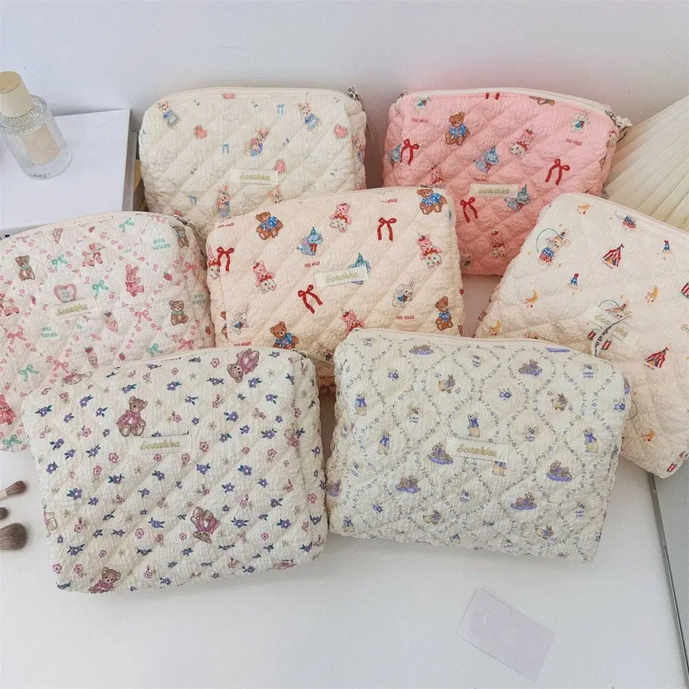 Модная вместительная косметичка, дорожный органайзер, мультяшная сумка для туалетных принадлежностей, портативная мочалка
Модная вместительная косметичка, дорожный органайзер, мультяшная сумка для туалетных принадлежностей, портативная мочалка