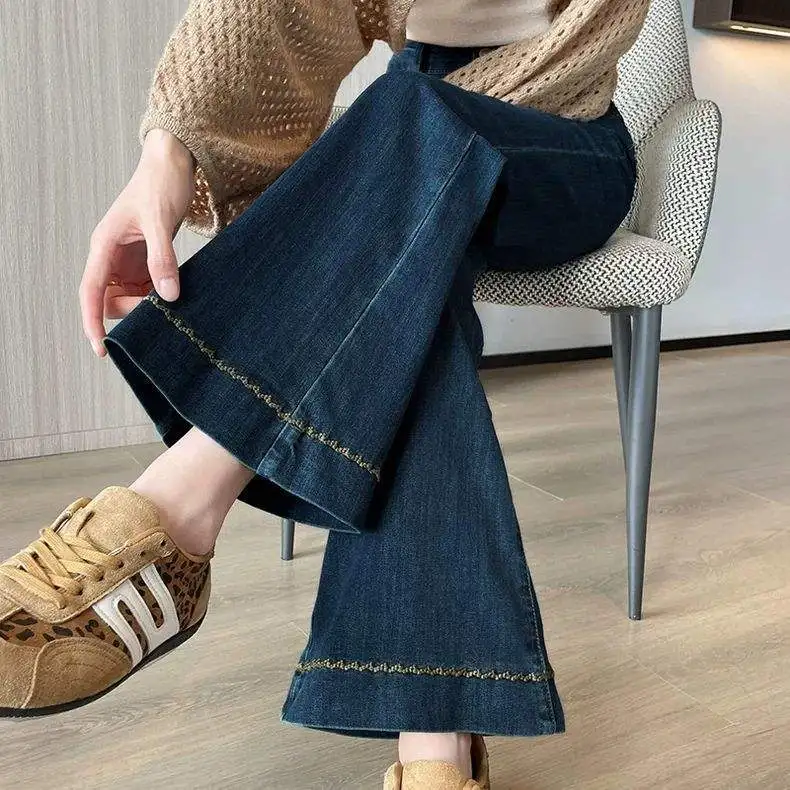 High Waist Flared Jeans Women Loose Drapey Denim Bootcut Pants Autumn Winter plus Size Elegant Style Pear Shape Body
High Waist Flared Jeans Women Loose Drapey Denim Bootcut Pants Autumn Winter plus Size Elegant Style Pear Shape Body