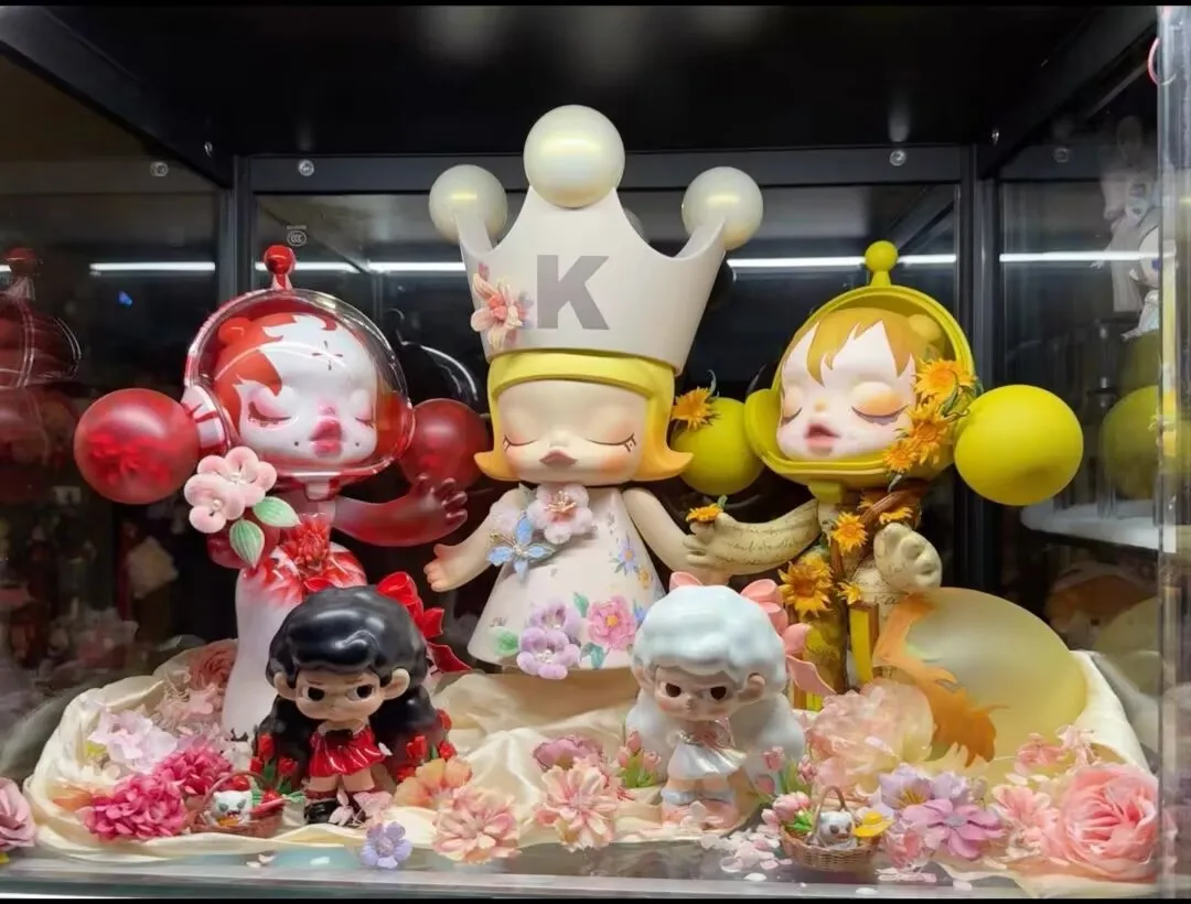 POP MART MEGA Skullpanda 400% Van Gogh Museum Sunflower Series: Коллекционная настольная фигурка для декора дома, подарок для девочек
POP MART MEGA Skullpanda 400% Van Gogh Museum Sunflower Series: Коллекционная настольная фигурка для декора дома, подарок для девочек