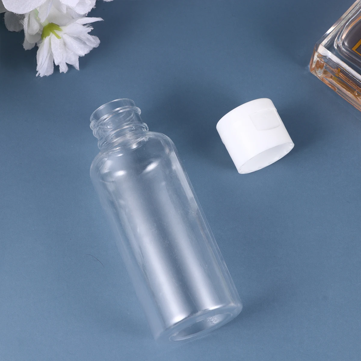 25pcs 50Ml Clamshell Bottles Leakproof Lightweight Travel Containers For Lotion Shampoo Makeup Remover Empty Separator
25pcs 50Ml Clamshell Bottles Leakproof Lightweight Travel Containers For Lotion Shampoo Makeup Remover Empty Separator
