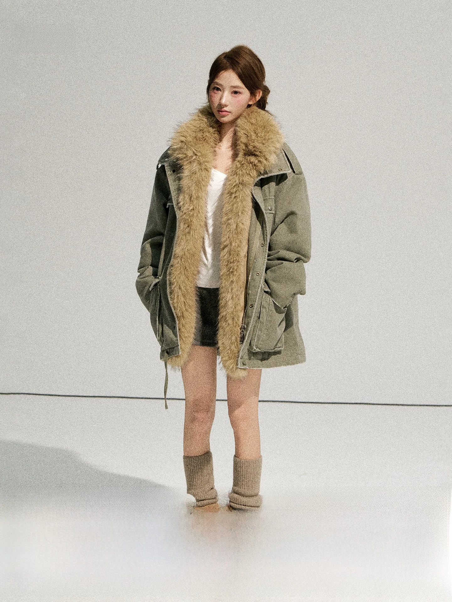 Iceeyy Vintage Military een Coat Detachable Fur Collar Waed Warmth Parka Women Long Sve Commute Sle Single Button
Iceeyy Vintage Military een Coat Detachable Fur Collar Waed Warmth Parka Women Long Sve Commute Sle Single Button