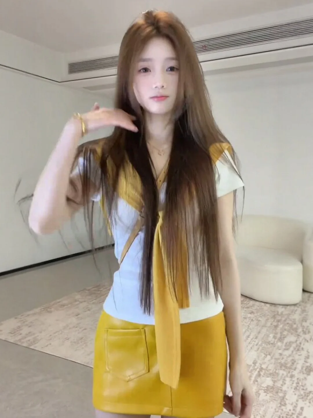 Fashionable Two-Piece Set Unique Beautiful Shawl Top Half-Skirt Summer Casual Style Cotton Material round Neck Short Sleeve
Fashionable Two-Piece Set Unique Beautiful Shawl Top Half-Skirt Summer Casual Style Cotton Material round Neck Short Sleeve
