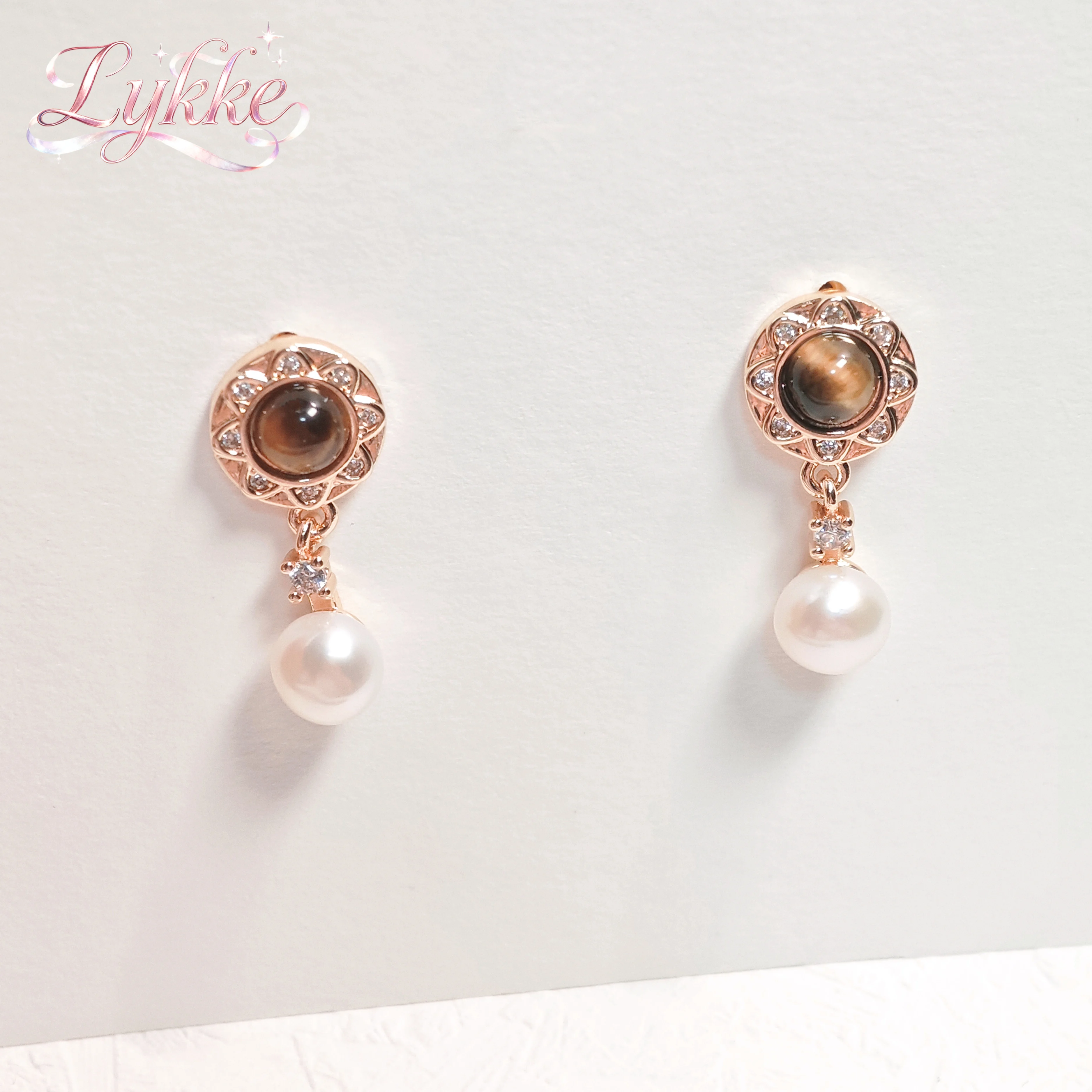 Fashion Natural Pearl Dangle Earrings Women 18K Gold Plated Elegant French Wedding Party Jewelry Gift trendy gold earrings
Fashion Natural Pearl Dangle Earrings Women 18K Gold Plated Elegant French Wedding Party Jewelry Gift trendy gold earrings