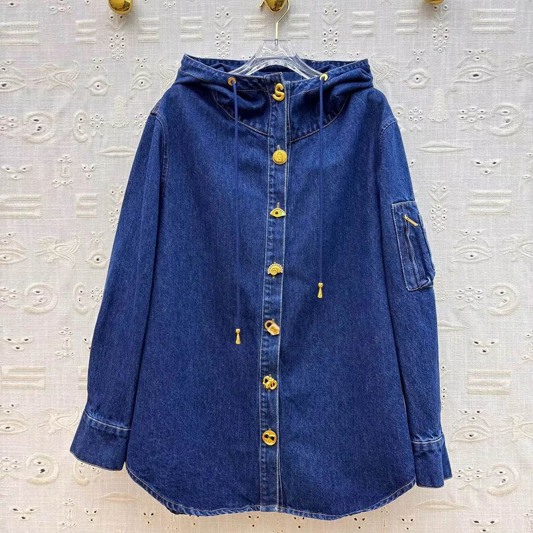 Новинка 2025 года, осенняя джинсовая рубашка с капюшоном, женская однобортная рубашка с длинным рукавом и золотым глазом, винтажная уличная одежда, свободная длинная блузка, топы 
Новинка 2025 года, осенняя джинсовая рубашка с капюшоном, женская однобортная рубашка с длинным рукавом и золотым глазом, винтажная уличная одежда, свободная длинная блузка, топы