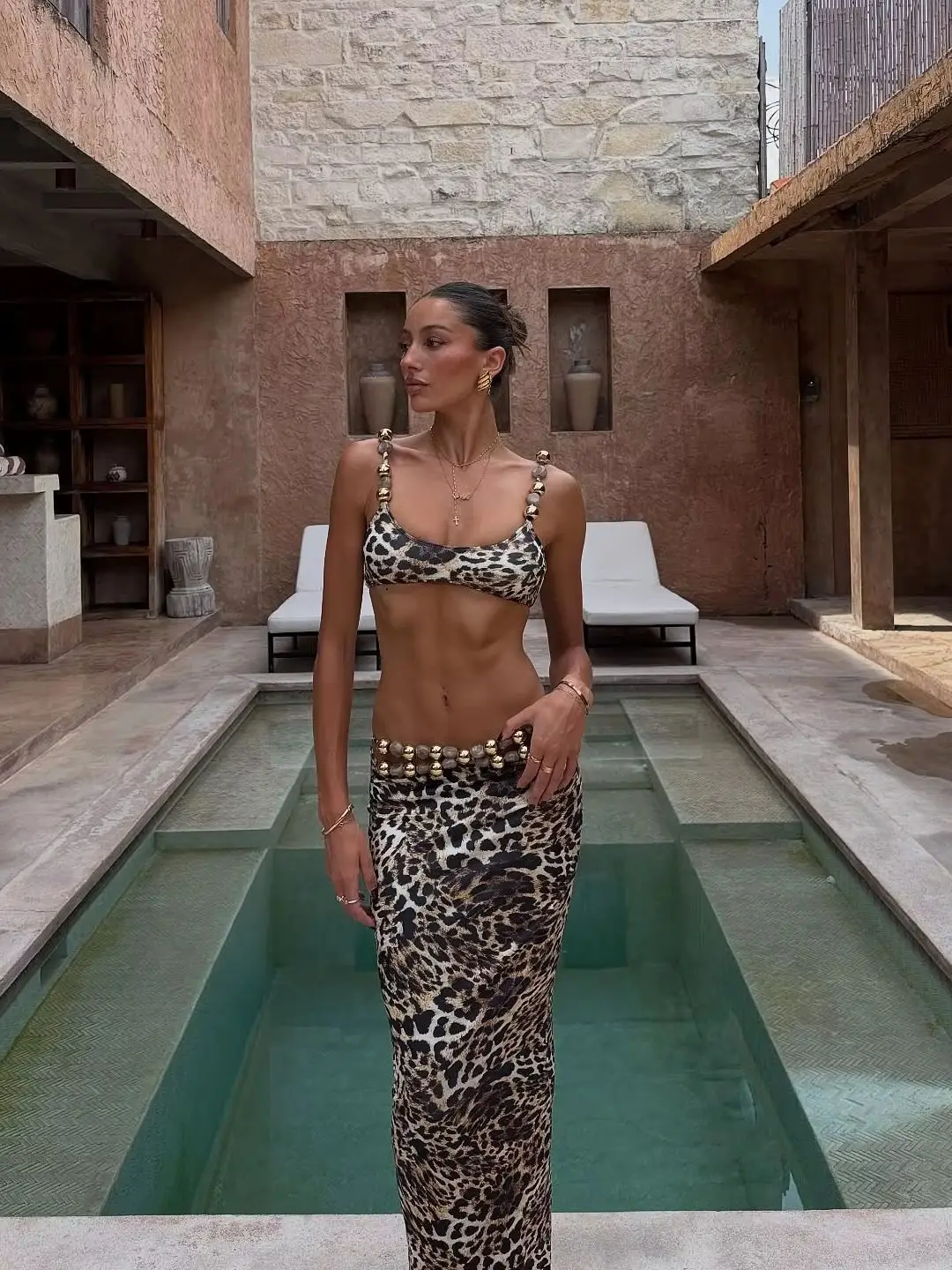 Luxury Leopard Printed Bikini With Skirt Set Women's Swimsuit Fashion Mujer Beaded Biquini Bathing Suit Female Beachwear Outfits
Luxury Leopard Printed Bikini With Skirt Set Women's Swimsuit Fashion Mujer Beaded Biquini Bathing Suit Female Beachwear Outfits