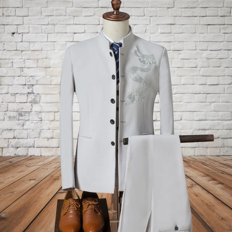 KIDWHXR Man Three-piece Outfit Stand Collar Embroidery Blazer Men Single-breasted Vest Straight-leg Pant Male Slim Suit Sets
KIDWHXR Man Three-piece Outfit Stand Collar Embroidery Blazer Men Single-breasted Vest Straight-leg Pant Male Slim Suit Sets