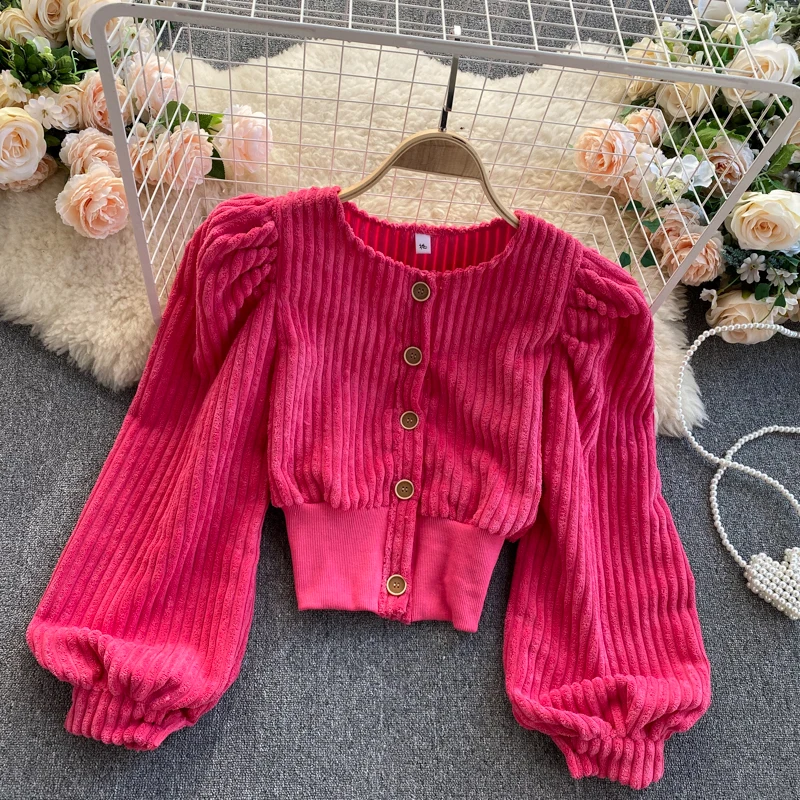 Autumn Winter Women Corduroy Blouse Vintage Round Neck Single Breasted Long Puff Sleeve Short Shirt Female Fashion Tops 2022 New
Autumn Winter Women Corduroy Blouse Vintage Round Neck Single Breasted Long Puff Sleeve Short Shirt Female Fashion Tops 2022 New