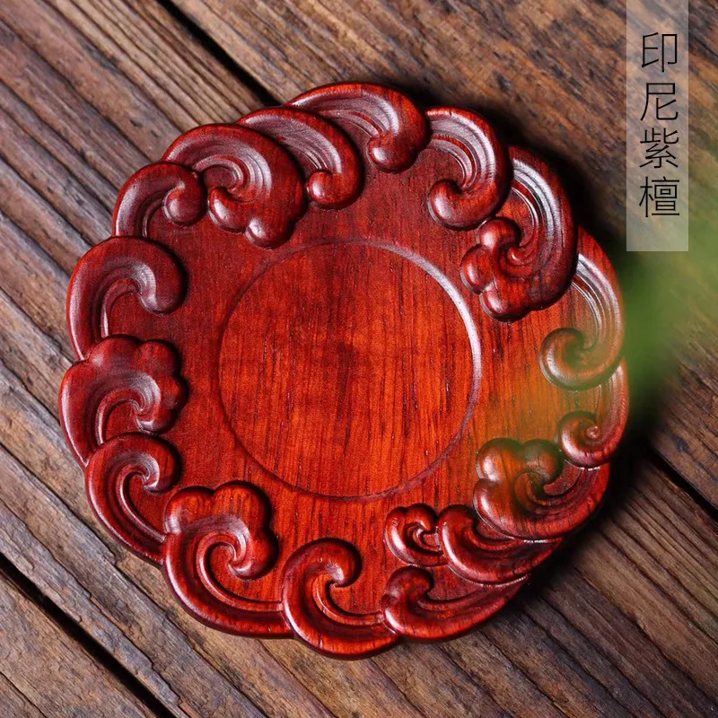 Индонезийский резной коврик для чая Lotus Ruyi из розового дерева, спецификация 7,8*1, подставка под чайную чашку, изолированная Швабра для чайной церемонии, поднос, производитель
Индонезийский резной коврик для чая Lotus Ruyi из розового дерева, спецификация 7,8*1, подставка под чайную чашку, изолированная Швабра для чайной церемонии, поднос, производитель