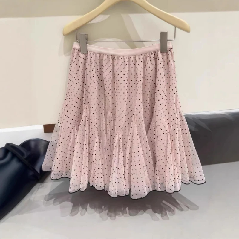 Retro Polka Dot High Waisted A-line Skirt for Women in Spring and Summer 2026 Thin and Sweet Wind Mesh
Retro Polka Dot High Waisted A-line Skirt for Women in Spring and Summer 2026 Thin and Sweet Wind Mesh