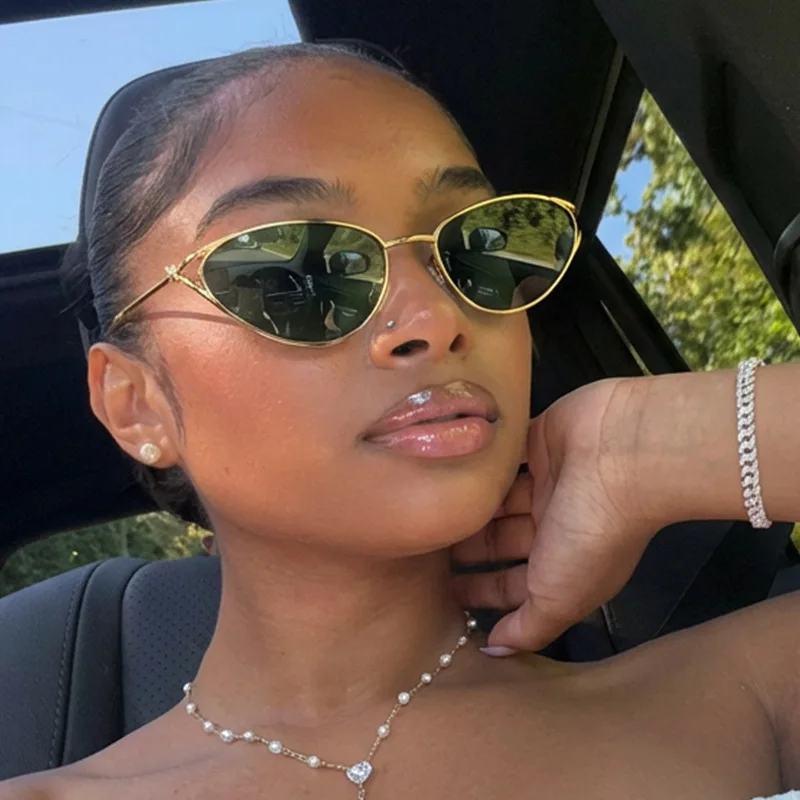 Personalized Knotted Cat-Eye Metal Sunglasses Fashionable Replacement Casual Sunglasses For Women Retro Simple Sunglasses UV400
Personalized Knotted Cat-Eye Metal Sunglasses Fashionable Replacement Casual Sunglasses For Women Retro Simple Sunglasses UV400
