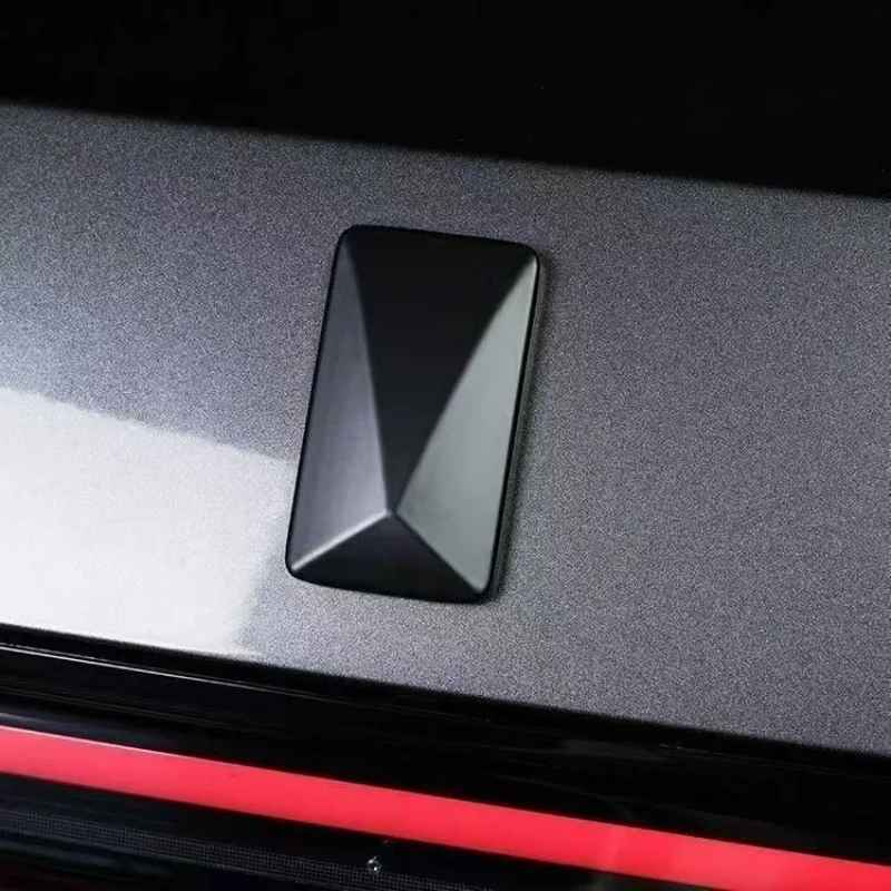 Avita 11 blackened modified car logo cover installation trunk decoration car sticker personalized black warrior logo
Avita 11 blackened modified car logo cover installation trunk decoration car sticker personalized black warrior logo