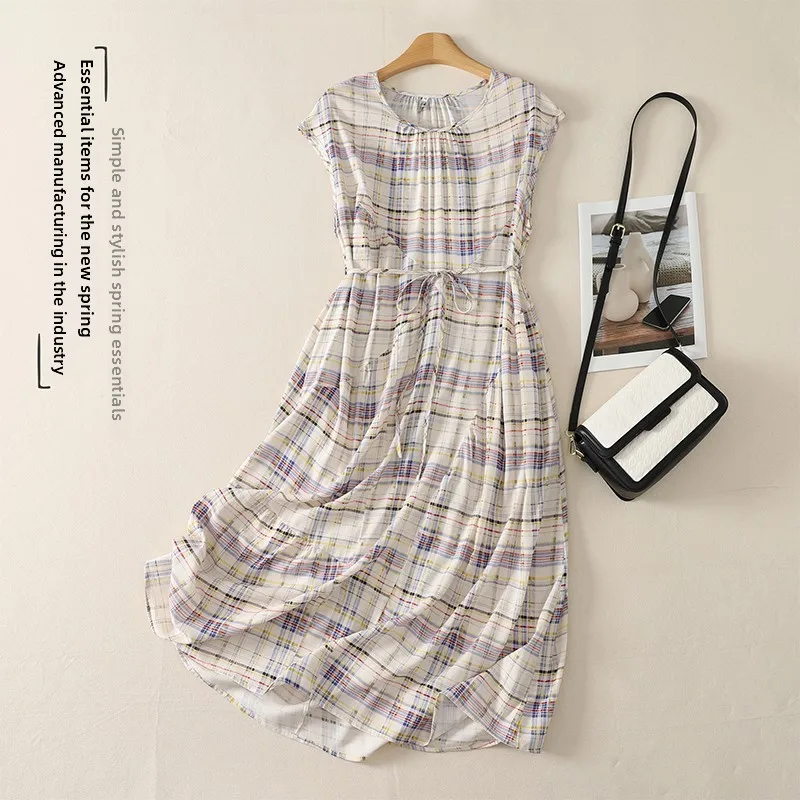 Summer New Style Thin Cotton Gingham Print round Neck Short Sleeve Midi Dress Women High Waist Loose Fit A-Line Skirt Dress
Summer New Style Thin Cotton Gingham Print round Neck Short Sleeve Midi Dress Women High Waist Loose Fit A-Line Skirt Dress