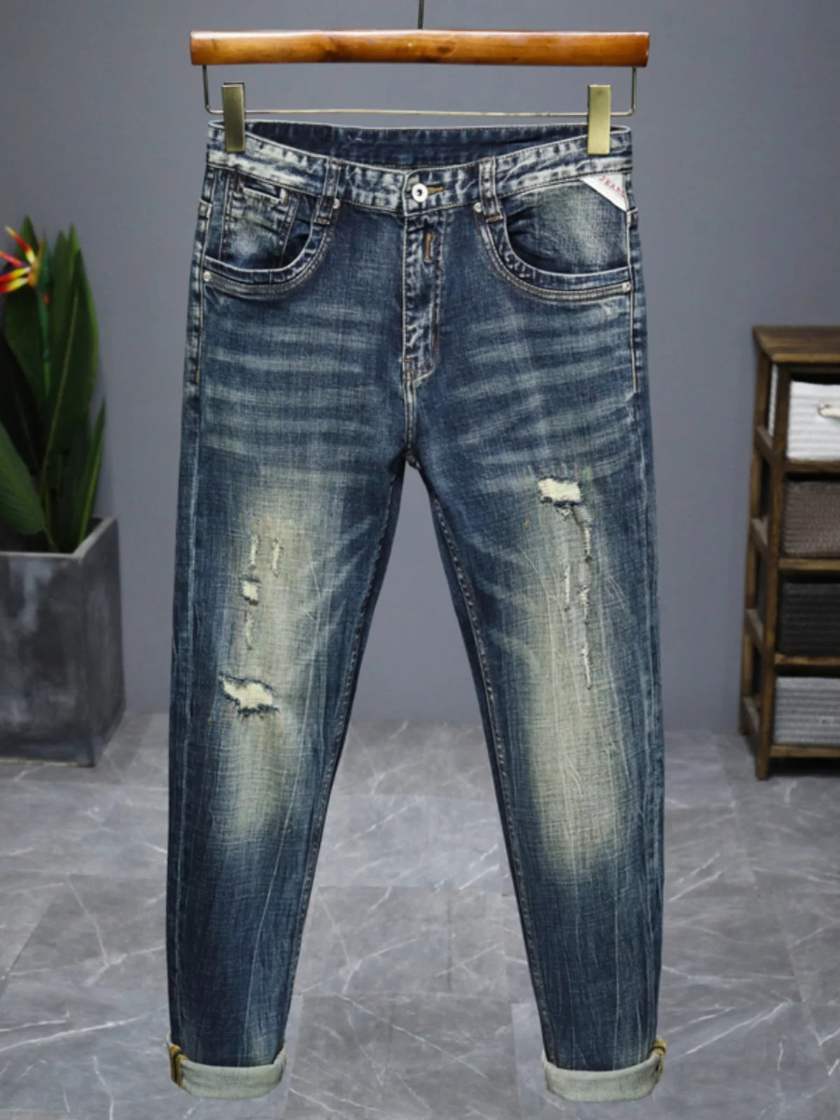 High-End Retro Patchwork Men's Jeans Slim Straight Elastic Casual Long Trousers Spring Summer Style Cotton Stretch Denim
High-End Retro Patchwork Men's Jeans Slim Straight Elastic Casual Long Trousers Spring Summer Style Cotton Stretch Denim