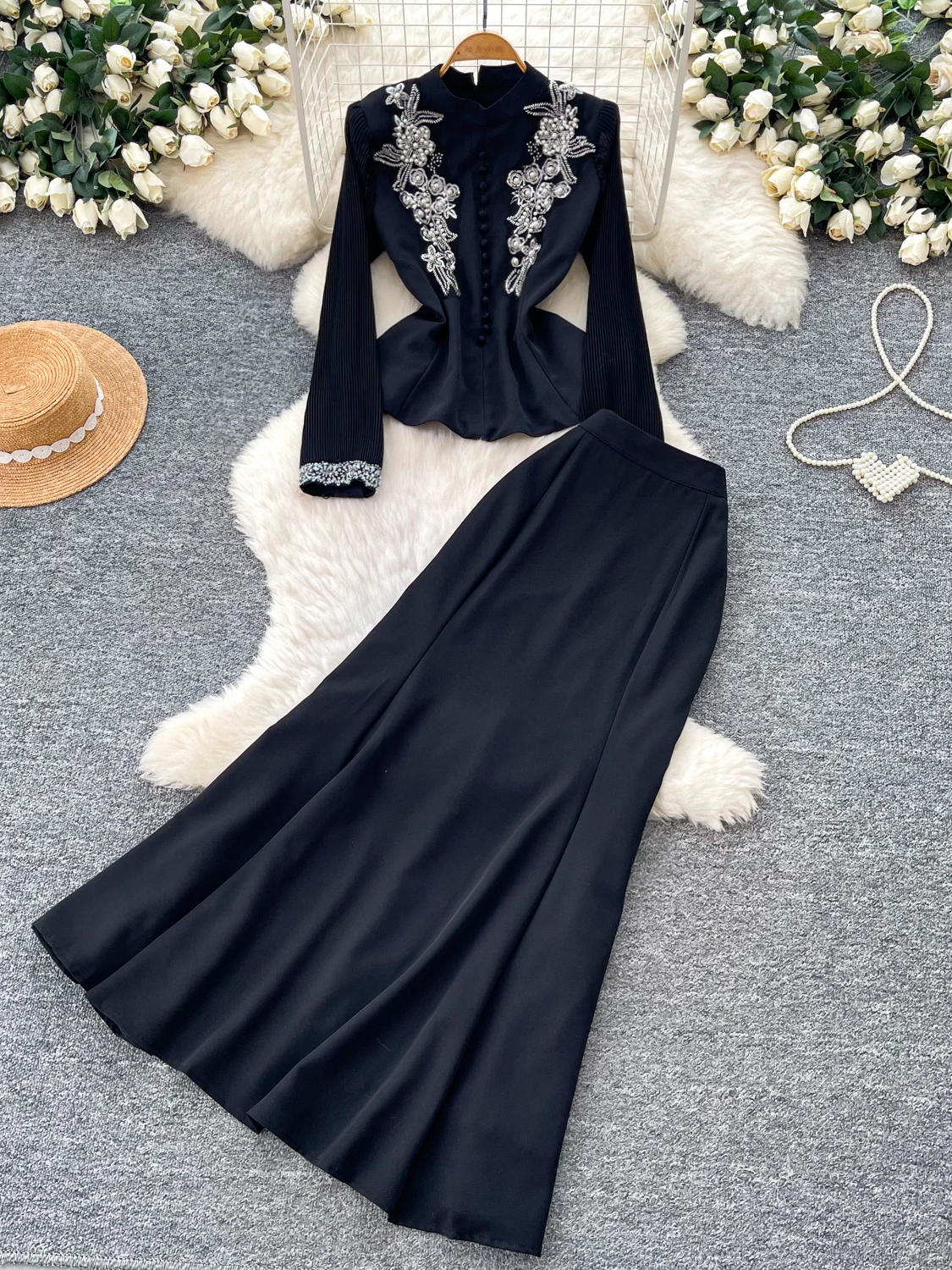 Elegant Embroidered Bead Open Cardigan Skirt Set Women's Slimming High Waist Midi Skirt Fashionable Autumn Outfit Two-Piece Set
Elegant Embroidered Bead Open Cardigan Skirt Set Women's Slimming High Waist Midi Skirt Fashionable Autumn Outfit Two-Piece Set