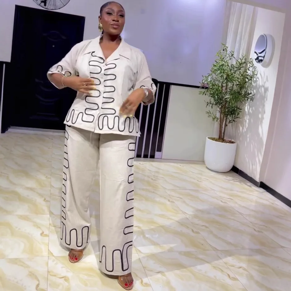 New Women's Suits, Suit Collar Casual Shirts and Trousers, African Stylem Fashionable Two-piece Suits
New Women's Suits, Suit Collar Casual Shirts and Trousers, African Stylem Fashionable Two-piece Suits