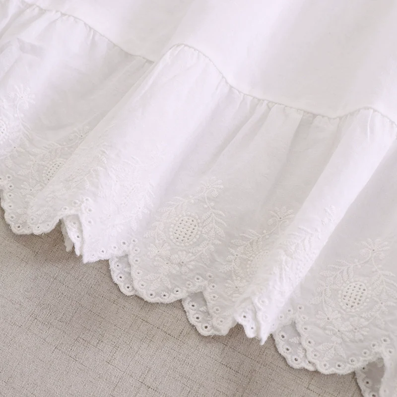 Japanese Style Fresh Spring and Summer New Women's Clothing Sweet Embroidered Splicing Vest with Halter Top Versatile for Women
Japanese Style Fresh Spring and Summer New Women's Clothing Sweet Embroidered Splicing Vest with Halter Top Versatile for Women