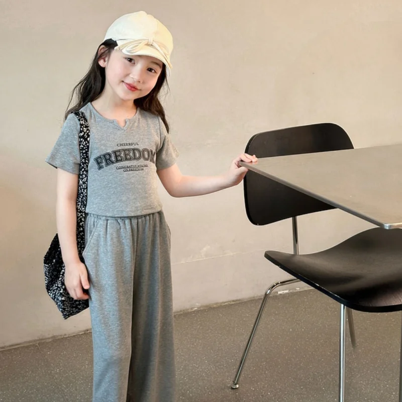 Summer Girl Clothing Letter Print Short Sleeve T-Shirt+Pant Kids Chic Korean Style Two-Piece Set Casual Outfits Sport Wear 1-10Y
Summer Girl Clothing Letter Print Short Sleeve T-Shirt+Pant Kids Chic Korean Style Two-Piece Set Casual Outfits Sport Wear 1-10Y